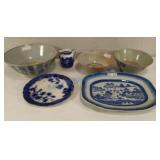 Chinese plates and bowls Chinese plates and bowls