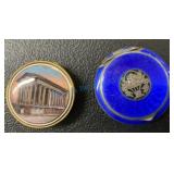 Guilloche compacts Guilloche compacts
