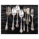 Silver plate serving pieces Silver plate serving pieces