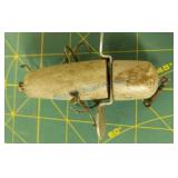 Plunger three hook globe lure Plunger three hook globe lure
