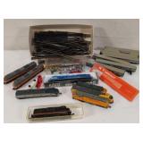 N gauge track, cars, engine N gauge track, cars, engine