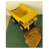 Baseball mitt toy truck Baseball mitt toy truck