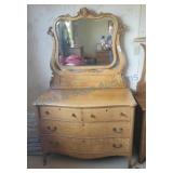 Antique Oak dresser w/mirror Antique Oak dresser w/mirror