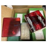 222 Remington reloading dies and many primed cases 222 Remington reloading dies and many primed cases