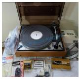 Dual 1229 turntable Dual 1229 turntable
