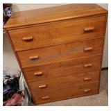 Dresser Dresser