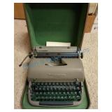 Vintage Remington typewriter Vintage Remington typewriter