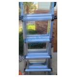 Extension ladder Extension ladder