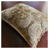 Decorative Accent Pillow w/ Tassels Decorative Accent Pillow w/ Tassels