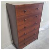 Modern Chest of Drawers