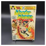 DC Wonder Woman #226 Comic