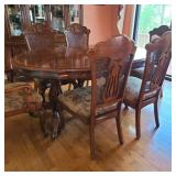 Master Design Furniture Table & 6 Chairs Master Design Furniture Table & 6 Chairs