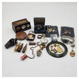 Lot of Trinkets and Jewelry Lot of Trinkets and Jewelry