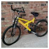 Mongoose D40R 21 Speed Bicycle Mongoose D40R 21 Speed Bicycle
