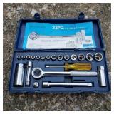 23 Piece Ratchet & Socket Set 23 Piece Ratchet & Socket Set