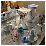 Large Lot w/ Mixer, Fry Daddy, & Blender