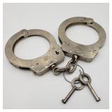 Hiatts Made in England Handcuffs w/ Keys Hiatts Made in England Handcuffs w/ Keys