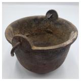 Vintage Jumbo Cast Iron Small Pot Vintage Jumbo Cast Iron Small Pot