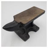 Vintage Small Anvil Vintage Small Anvil