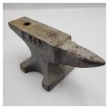 Vintage USA Anvil 9"x 4"