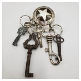 Vintage Small Skeleton Keys