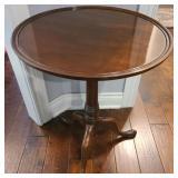 Vintage Pedestal Side Table