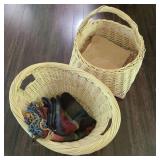 Baskets w/ Blankets