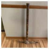 Box #190 Puck Axe