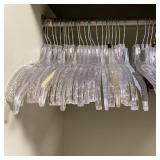Clothes Hangers 100+