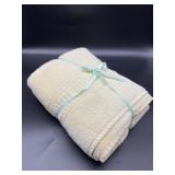 2 Terry Bath Towels