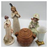 Lot w/ Willow Tree & Garlic Pot Lot w/ Willow Tree & Garlic Pot