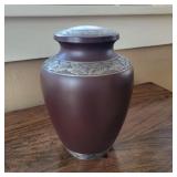 Modern Heavy Metallic Urn w/ Lid Modern Heavy Metallic Urn w/ Lid