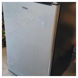 Galanz GL35S5 Refrigerator