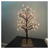 Floral Tree Light