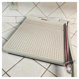 Boston Trimmer 2615 Paper Cutter Boston Trimmer 2615 Paper Cutter