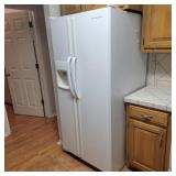 Frigidaire FRS23LH5DW2 Refrigerator / Freezer