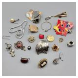 Lot of Trinkets & Unmatched Earrings