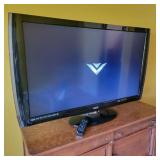 Vizio M470NV 47" Razor LED LCD HDTV w/ Remote