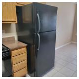 Frigidaire Refrigerator / Freezer FRT21P5AW