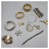 Bracelets, Brooches, & Pendant Lot