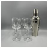 4 Wine Glasses w/ Cocktail Mixer