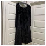 Evening Wear by Adrianna Papell Evening Wear by Adrianna Papell