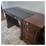 Modern Desk Modern Desk