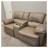 Lane Furniture Tan Dual Recliner