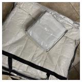 King Size Comforter w/ Duvet Cover King Size Comforter w/ Duvet Cover