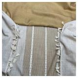 2 Tablecloths 48 x 66 and 54 x 68 2 Tablecloths 48 x 66 and 54 x 68