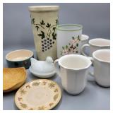 Lot of Ceramics w/ Pfaltzgraff Lot of Ceramics w/ Pfaltzgraff