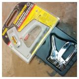 Stanley Electric Stapler Lot