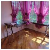 Modern Mezza Collection Glass L-Desk Modern Mezza Collection Glass L-Desk