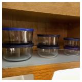 Pyrex Storage w/ Lids